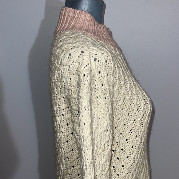 Femme by Design Chunky Knit Sweater - Picture 5 of 13